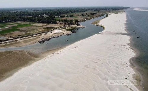 পদ্মায় পানি নেই: রাজবাড়ীতে চাষাবাদ ব্যাহত