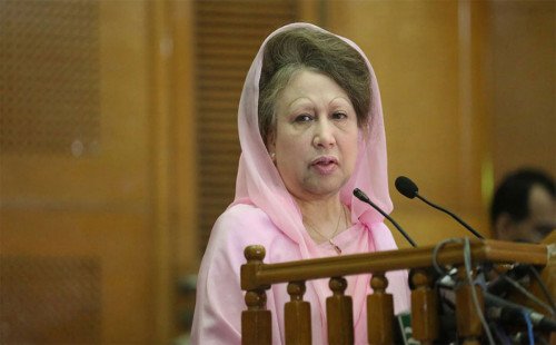 কেন খালেদা জিয়া এয়ার এম্বুলেন্সে আসছেন?