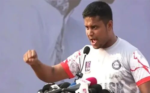 আ.লীগের বিচার ইস্যুতে ক্ষোভ ঝাড়লেন হাসনাত