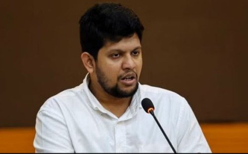 রাষ্ট্র-এস্টাবলিশমেন্টে শিক্ষার্থীদের ন্যায্য হিস্যা নিশ্চিতের দাবি তুলুন: মাহফুজ আলম