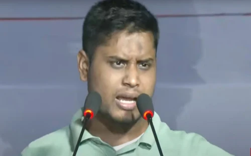 শাহবাগ ছাড়া অন্য কোথাও ব্লকেড নয়: হাসনাত