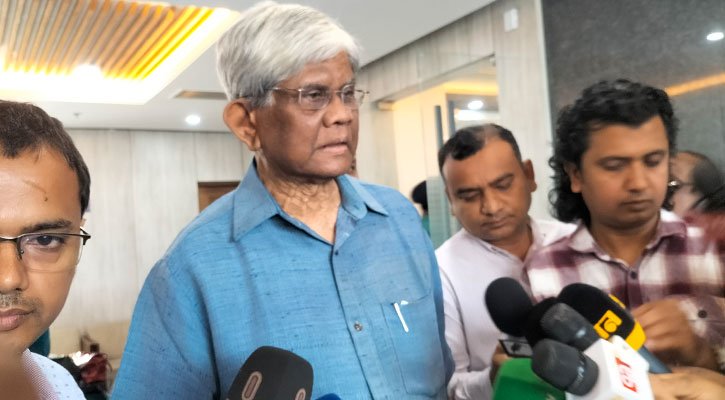 ঋণ নিয়ে, টাকা ছাপিয়ে বাজেট করব না: অর্থ উপদেষ্টা