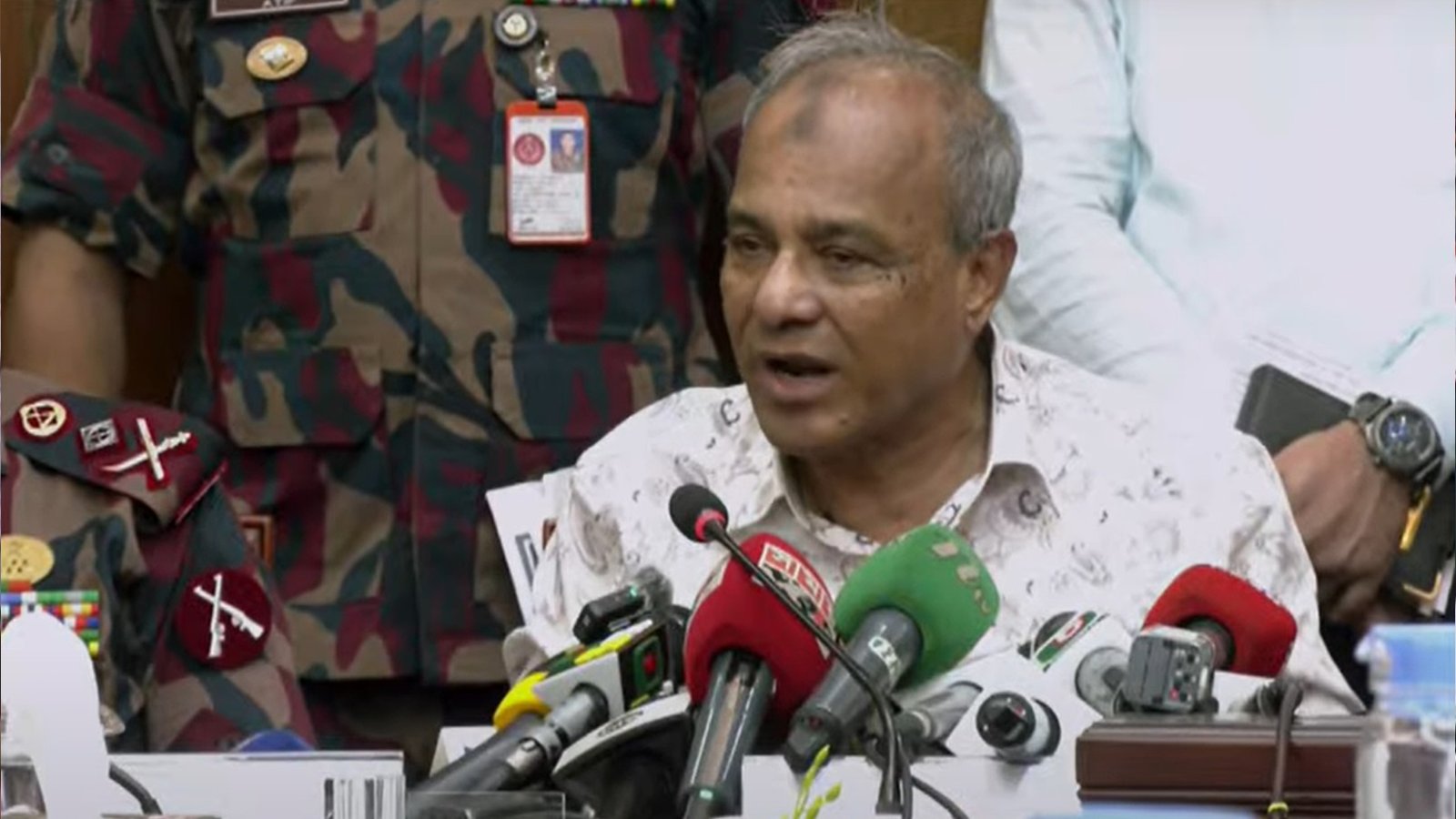 পুশইন নয়, প্রপার চ্যানেলে পাঠাতে বলেছি ভারতকে: স্বরাষ্ট্র উপদেষ্টা