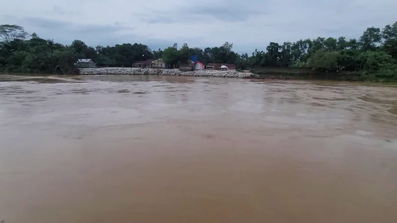 চেল্লাখালী নদীর পানি বিপৎসীমার ওপরে, শেরপুরে বন্যার শঙ্কা