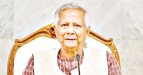 আইনশৃঙ্খলা নিয়ে যমুনায় জরুরি বৈঠক, ছিলেন ৩ বাহিনীর প্রধান