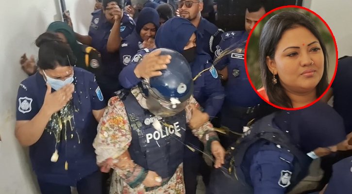 আদালত প্রাঙ্গণে মমতাজের ওপর ডিম নিক্ষেপ