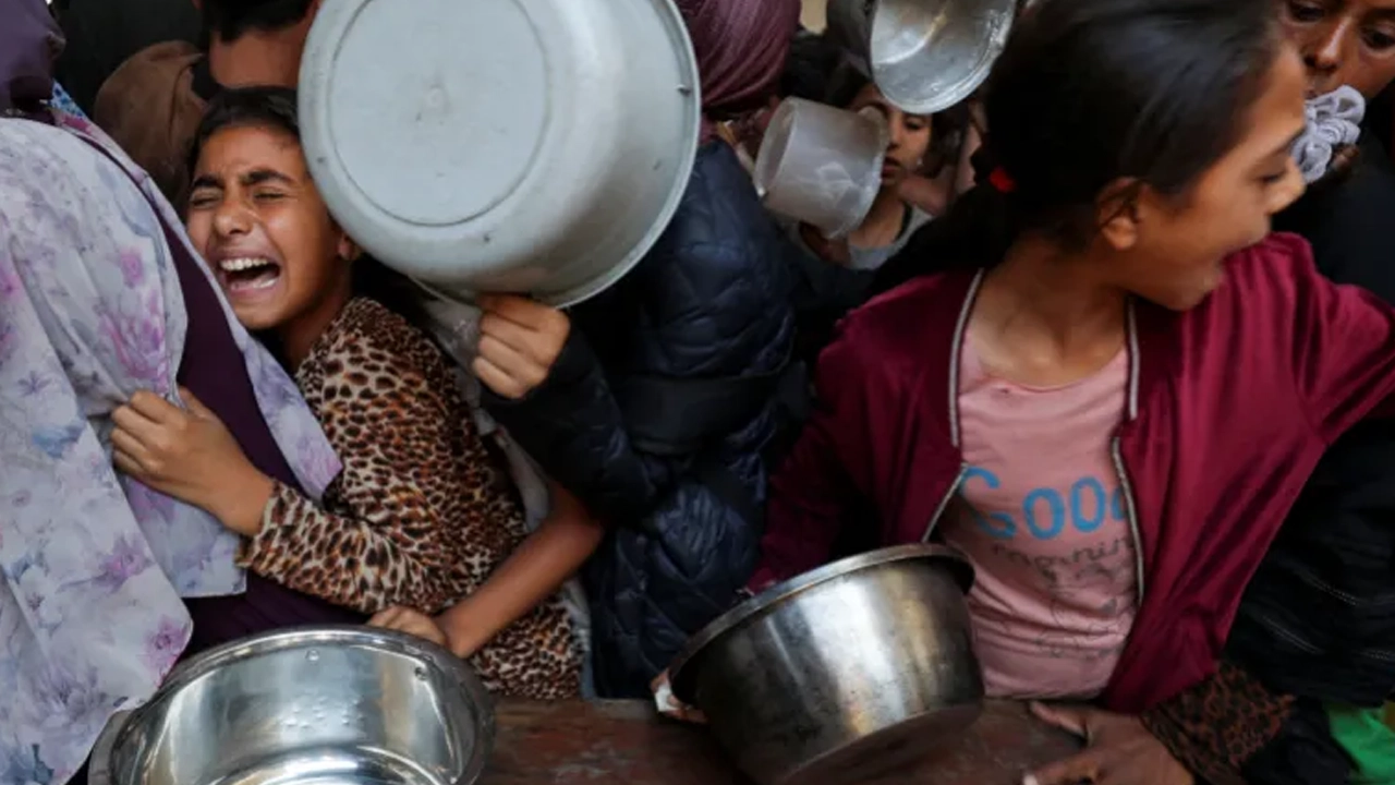 গাজায় করুণ পরিণতি, ক্ষুধায় মারা যাচ্ছে শিশুরা