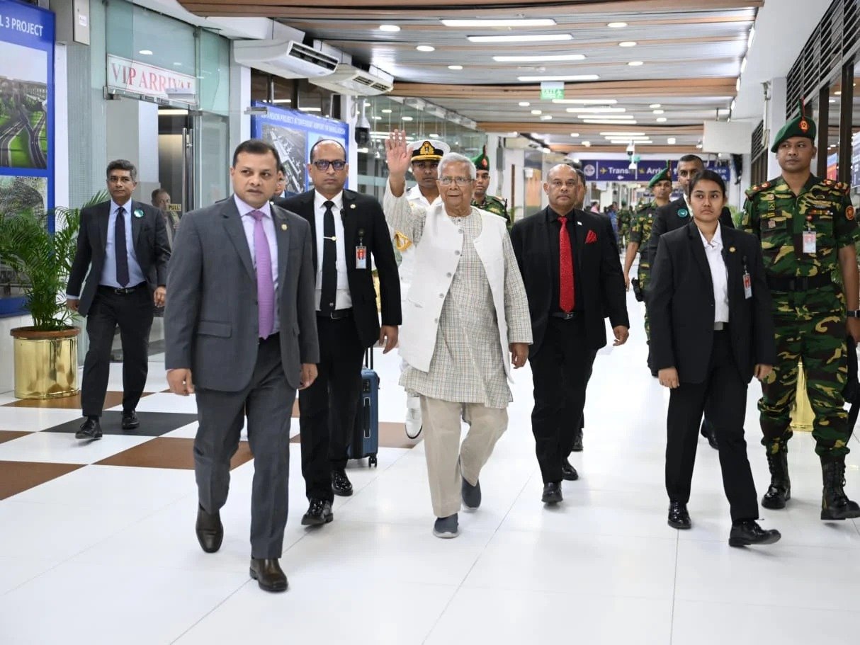 জাপান সফরে প্রধান উপদেষ্টা: ১ বিলিয়ন মার্কিন ডলার সহায়তার আশা