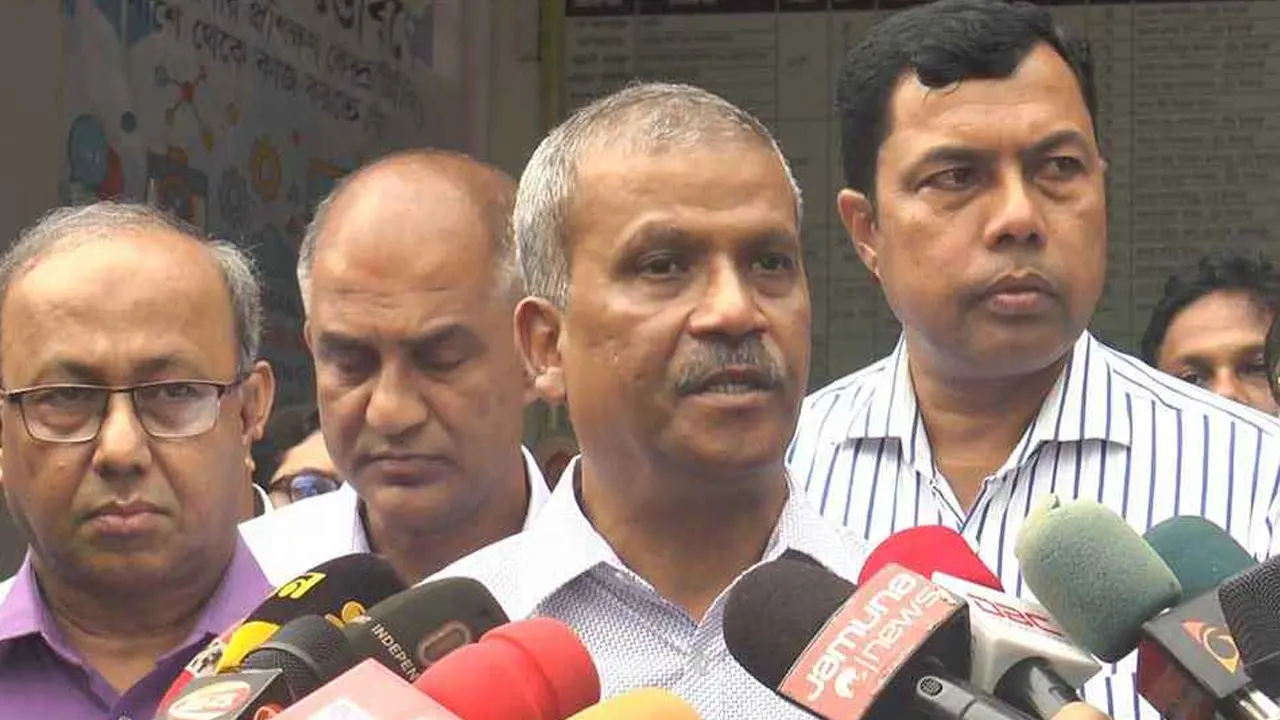 দেশে প্রবাসীদের চিকিৎসা নিয়ে সুখবর দিলেন আসিফ নজরুল