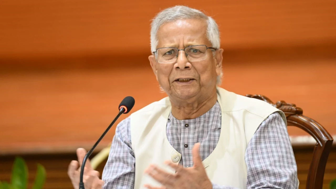 রাজনৈতিক দলগুলোর সঙ্গে বৈঠকে কেন আনন্দ পান ড. ইউনূস, জানালেন নিজেই