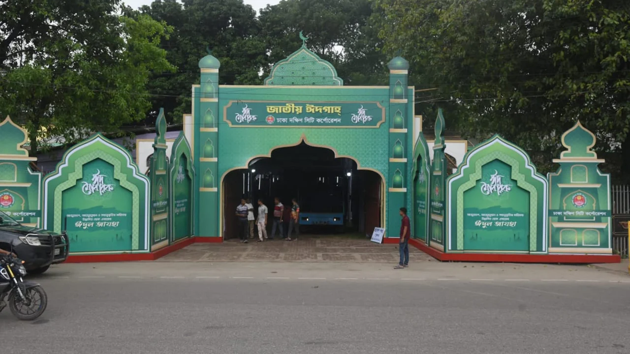 প্রস্তুত জাতীয় ঈদগাহ: প্রধান জামাত সকাল সাড়ে ৭টায়