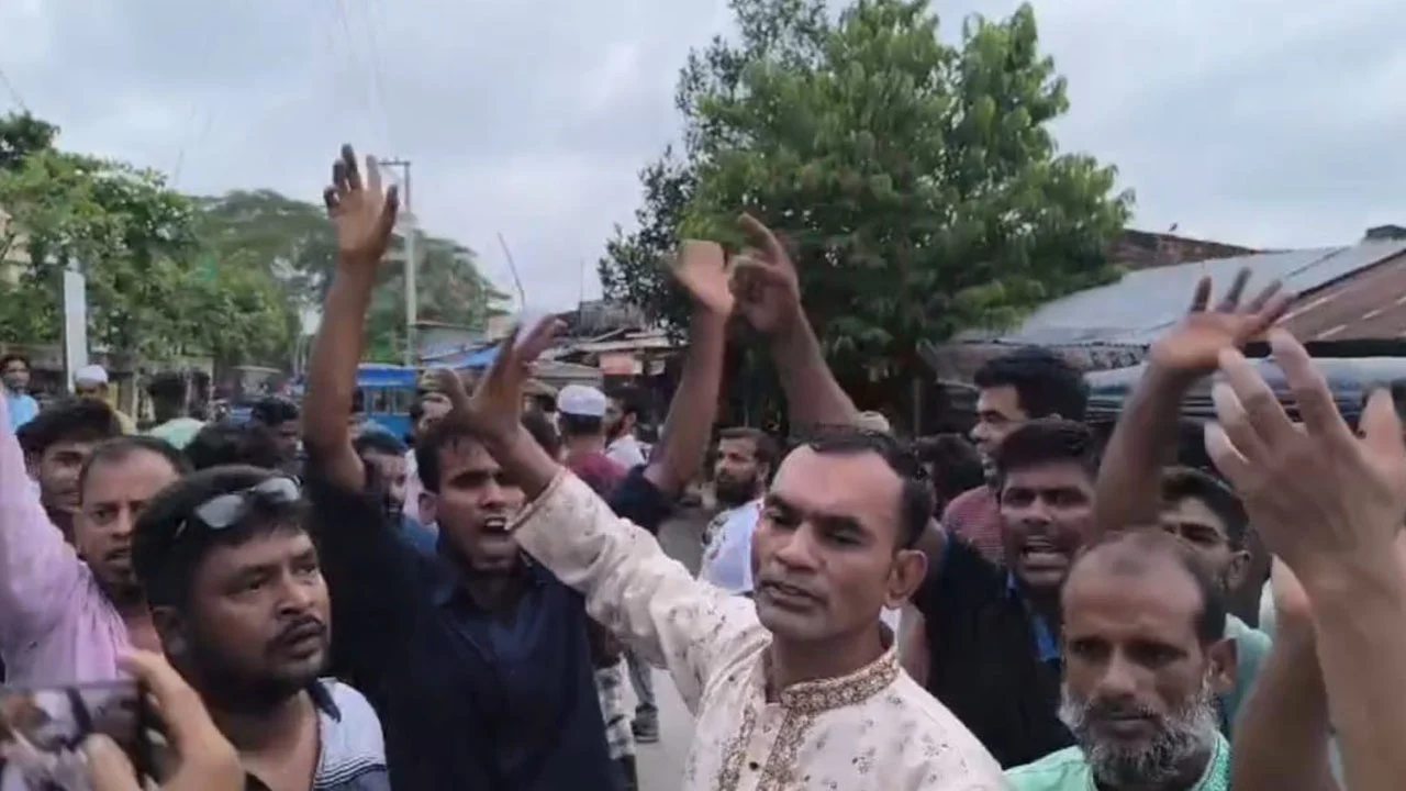 বিএনপির কমিটি ঘোষণা ঘিরে হট্টগোল, পুলিশের হস্তক্ষেপে নিয়ন্ত্রণে