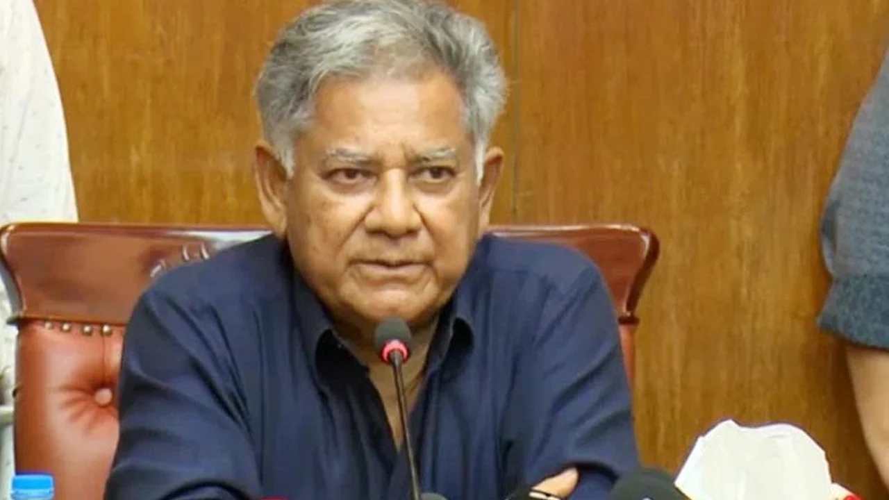 কারখানাগুলো ৫ আগস্টের আগেই বন্ধ ছিল: শ্রম উপদেষ্টা