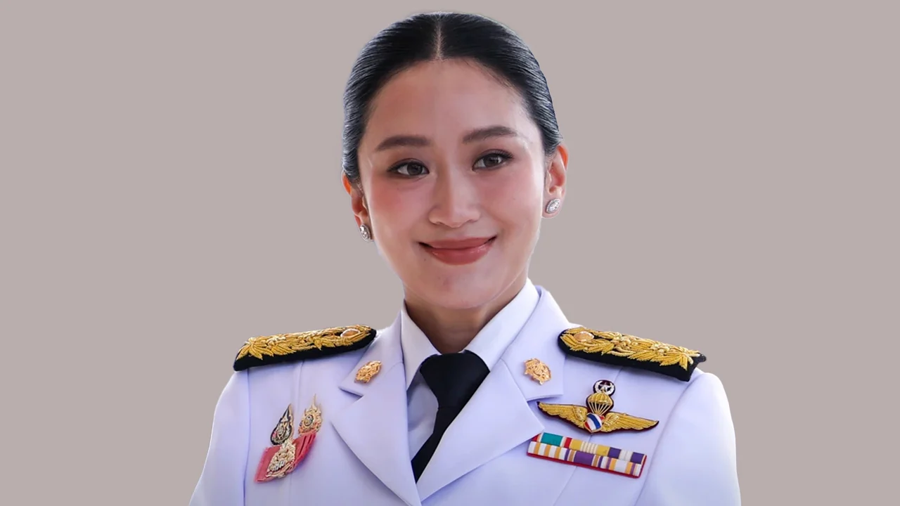 প্রধানমন্ত্রীর পদ হারিয়ে নতুন মন্ত্রণালয়ের দায়িত্বে পেতংতার্ন