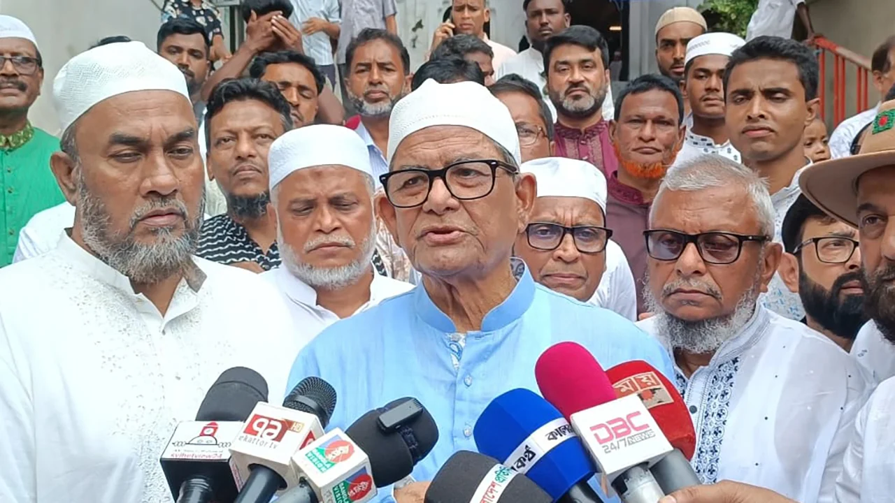 ভোটের মাধ্যমেই দেশ সঠিক পথে এগোবে: মির্জা ফখরুল