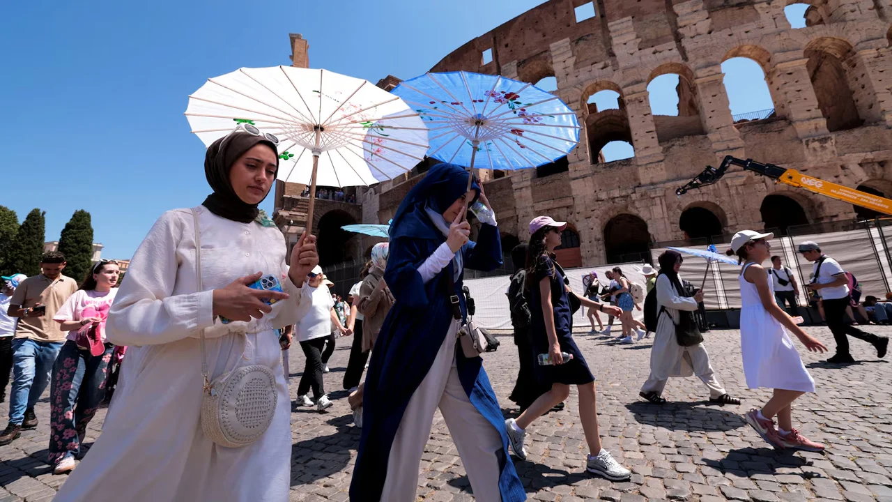তীব্র তাপপ্রবাহে ইউরোপে ১০ দিনে ২৩০০ জনের মৃত্যু