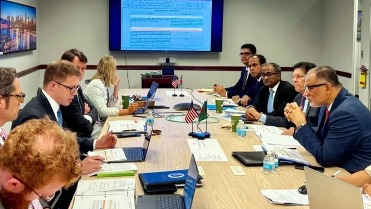 শুল্ক কমাতে যুক্তরাষ্ট্রের সবুজ সংকেত পেল বাংলাদেশ