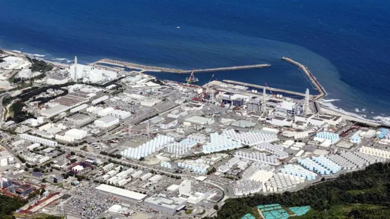 সুনামি সতর্কতায় সরিয়ে নেওয়া হলো ফুকুশিমা পরমাণু কেন্দ্রের কর্মীদের