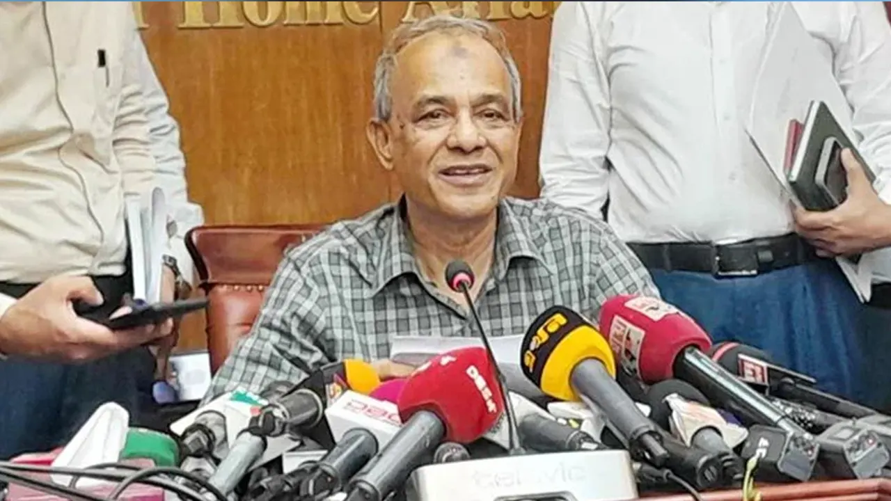 ৫ আগস্ট ঘিরে নাশকতার শঙ্কা নেই : স্বরাষ্ট্র উপদেষ্টা