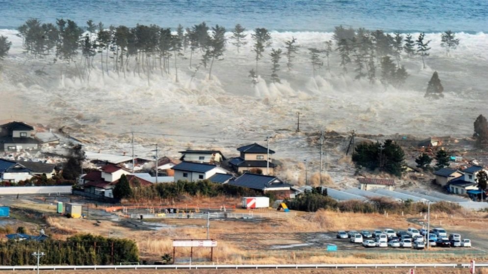 প্রলয়ঙ্করী ভূমিকম্পের পর সুনামি আতঙ্কে সর্বোচ্চ সতর্ক অবস্থানে ৫২ দেশ-অঞ্চল
