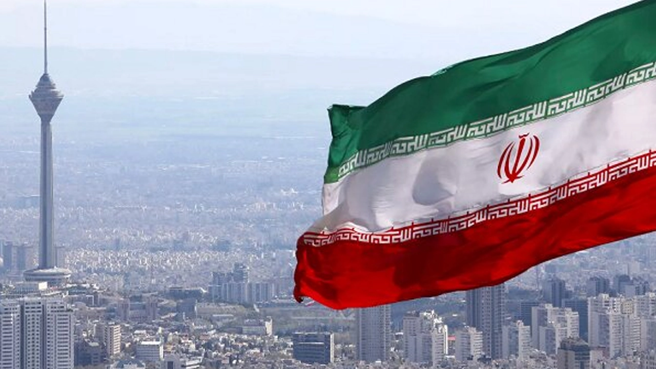 ইরানের ওপর যুক্তরাষ্ট্রের নতুন ১১৫ নিষেধাজ্ঞা