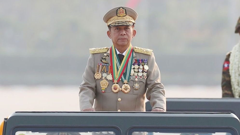 সমালোচনা করলেই গ্রেফতার!