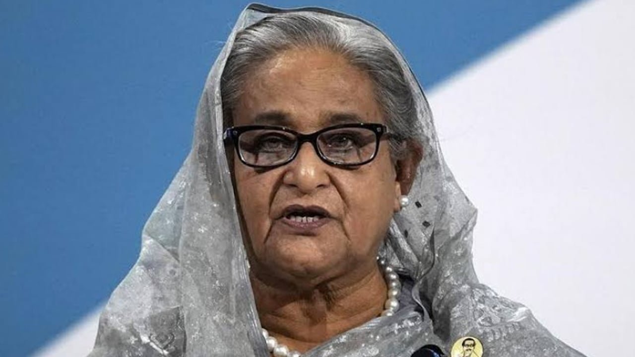 হাসিনাসহ ২৩ জনের বিচার শুরু, গ্রেপ্তারি পরোয়ানা