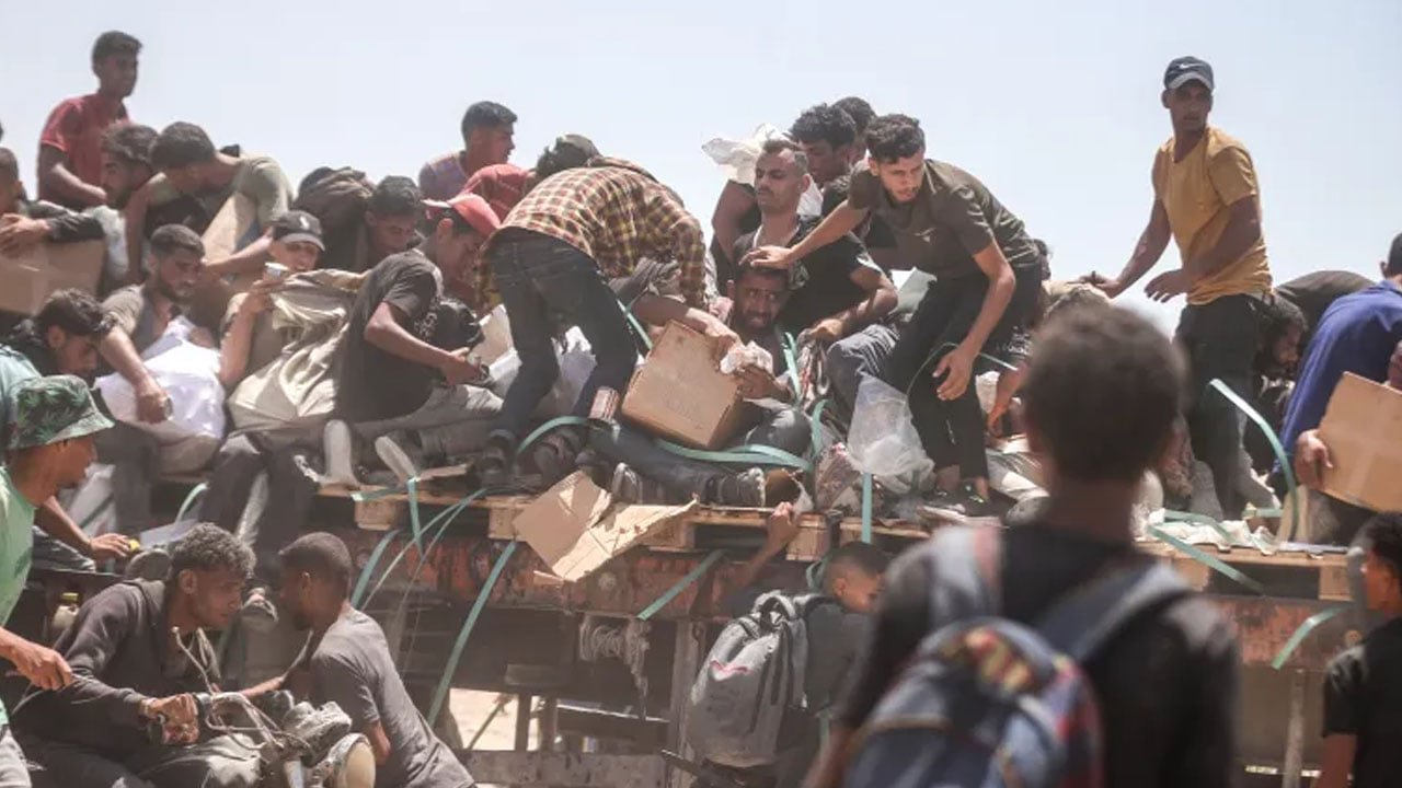 গাজায় ত্রাণ সংগ্রহ করতে গিয়ে নিহত আরো শতাধিক